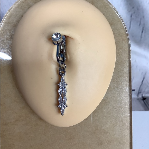 Clip-On Belly Button Ring - Picture 6 of 6